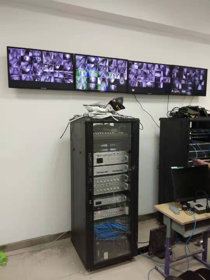 光纤收发器在现代通信中的璀璨光芒